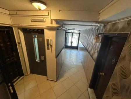 Prestigious Apartment For Sale With A Wide Front To İzmir Kültürpark On Mustafa Bey Street, Alsancak