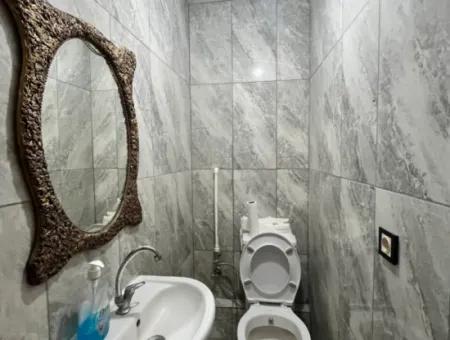 Shop For Rent In A Central Location In Seferihisar Hidirlik