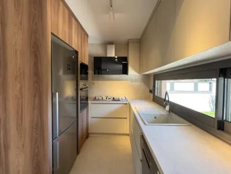 Upper Segment Ultra Luxury Detached Villa Within Walking Distance To The Sea In Seferihisar Akarca
