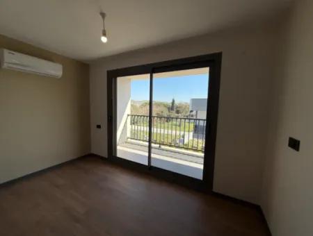 Upper Segment Ultra Luxury Detached Villa Within Walking Distance To The Sea In Seferihisar Akarca