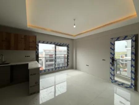 Luxury New Apartment With Kitchen In 1 1 Island Near Hospital From Veri!