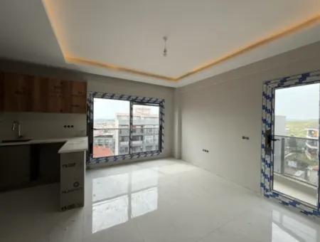 Luxury New Apartment With Kitchen In 1 1 Island Near Hospital From Veri!