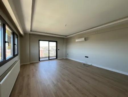 Spacious 3 1 Flat For Rent On Seferihisar Kuşadasi Road