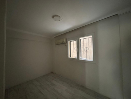 Alsancak Cyprus Martyrs Near Empty 2 1 Opportunity Flat For Rent