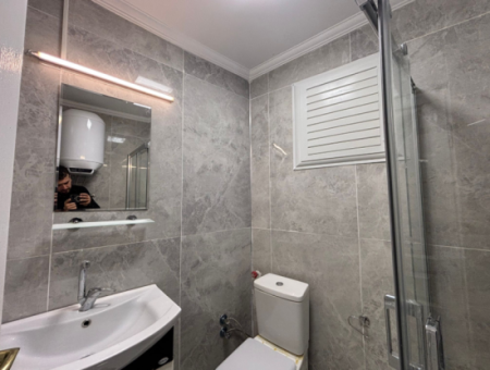 Alsancak Talatpaşa Near Parking 2 1 70M2 Commercial For Rent