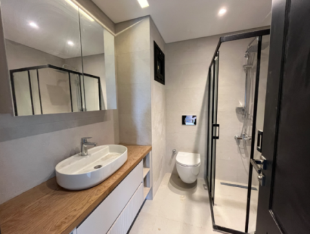 Luxury 2 1 Flats For Sale In A Complex With A Pool In Seferihisar Çolakibrahimbey Neighborhood