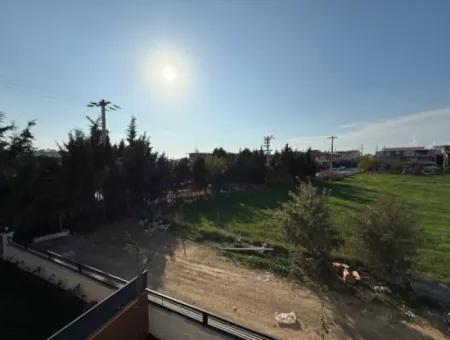 Large Villa For Rent With Garden • Veranda • Underfloor Heating In Seferihisar Tepecik Neighborhood