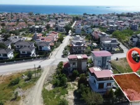 Land For Sale With Villa Zoning Within Walking Distance To The Sea In Seferihisar Akarca