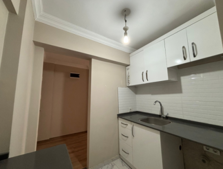 Alsancak Dünyagöz Hospital Karşisi1 1Flat For Rent Free Of Charge