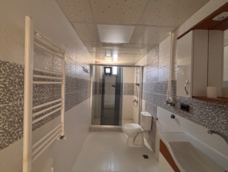 2 1 Flat For Rent With Natural Gas On Seferihisar Mektep Street