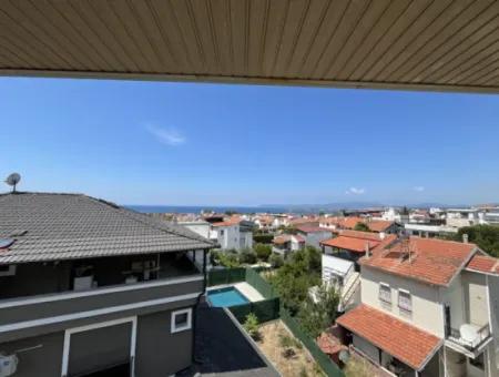 Villa In Seferihisar Akarca, Close To The Sea, Offering A Large And Pleasant Living Space With A Detached Taste