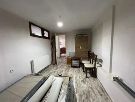 Villa In Seferihisar Akarca, Close To The Sea, Offering A Large And Pleasant Living Space With A Detached Taste
