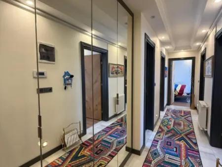 Stylish 2 1 Flat With Separate Kitchen, Glass Balcony And Natural Gas In Camikebir Neighborhood