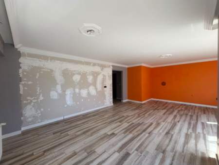 Empty 1St Floor Empty Flat For Sale With Parking Lot In Alsancak Şaireşref!