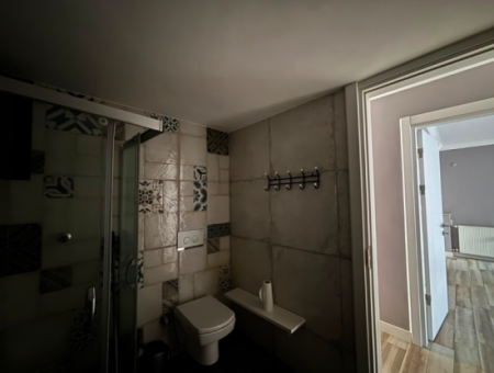 Empty 1St Floor Empty Flat For Sale With Parking Lot In Alsancak Şaireşref!