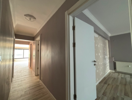 Empty 1St Floor Empty Flat For Sale With Parking Lot In Alsancak Şaireşref!