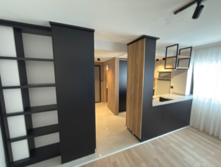 Alsancak Kültür Mahallesi Otoparkli 1 1 Flat For Sale Without Cost
