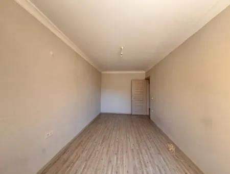 Spacious 2 1 Flat For Sale With Terrace And Balcony In Çolakibrahimbey Neighborhood