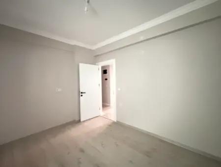 2 1 Apartment For Sale In The City Center With Indoor Parking, Elevator And Balcony