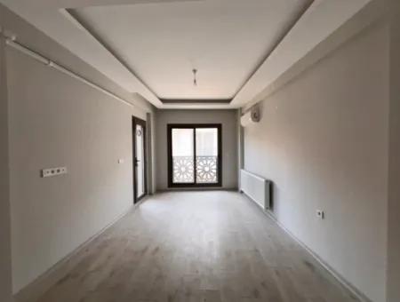 2 1 Apartment For Sale In The City Center With Indoor Parking, Elevator And Balcony
