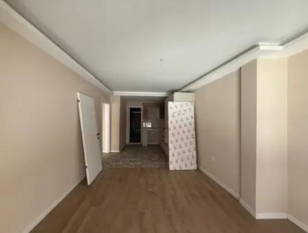 Comfortable And Luxury Flat For Sale In Seferihisar Çolak Ibrahim Bey Neighborhood