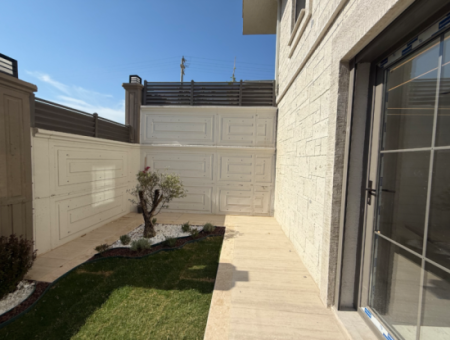 4 1 Triplex Villa In Seferihisar Camikebir District