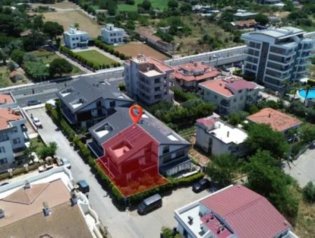 Private Villa With Terrace And Winter Garden In A Corner Location In Saygin Stil Yali