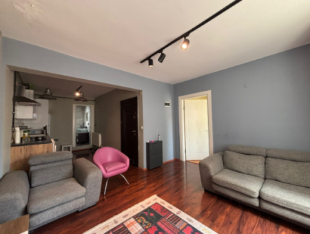 1 1 Modern Furnished Apartment For Rent In Alsancak Kahramanlar