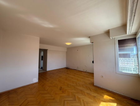 Alsancak Gazi School Opposite Open Front 3 1 Well-Kept Flat For Rent
