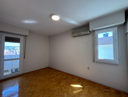 Alsancak Gazi School Opposite Open Front 3 1 Well-Kept Flat For Rent