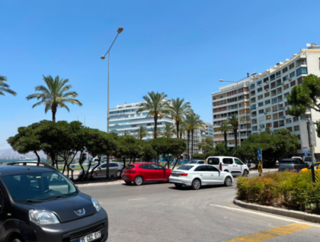 Alsancakswiss Hotel Karşisinda70M2 Free Shop For Rent With Net Wc