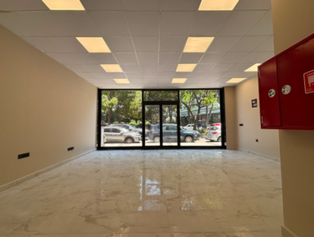 Alsancakswiss Hotel Karşisinda70M2 Free Shop For Rent With Net Wc