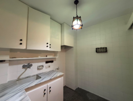 3 1 2Nd Floor 100M2 Flat For Rent Close To Alsancak Gündoğdu Square