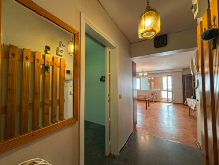 3 1 2Nd Floor 100M2 Flat For Rent Close To Alsancak Gündoğdu Square