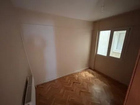 3 1 Flats With Natural Gas, Well-Maintained And Centrally Located In Buca Efeler