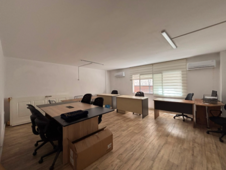Alsancak Cyprus Martyrs 1St Floor 1 1 110M2 Office/Workplace For Rent