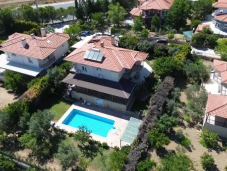 Villa With Pool For Sale In Seferihisar Ulamış | Fully Detached 5 1 Luxury Villa In Turunçevler Sitesi