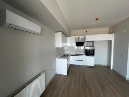 25 Floors Panoramic View Luxury 2 1 In Izka Merkez Yaşam Konak