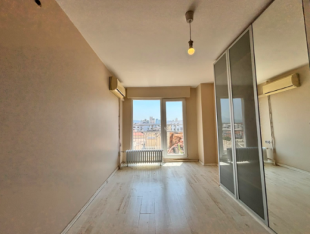 7Th Floor 410M2 Terrace 3 1 Flat For Rent With Sea View In Alsancak Republic Square!