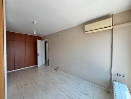 7Th Floor 410M2 Terrace 3 1 Flat For Rent With Sea View In Alsancak Republic Square!