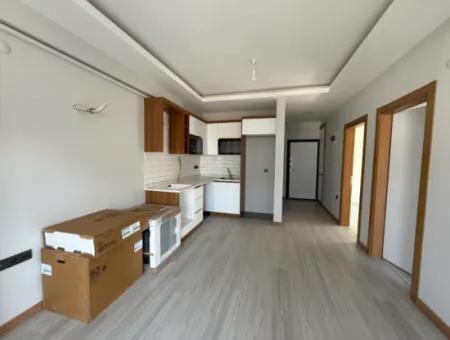 Brand New 2 1 Flat For Sale In Seferihisar Camikebir Neighborhood | With Balcony | Automatic Shutter | Arçelik Built-In | With Parking