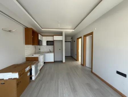Brand New 2 1 Flat For Sale In Seferihisar Camikebir Neighborhood | With Balcony | Automatic Shutter | Arçelik Built-In | With Parking