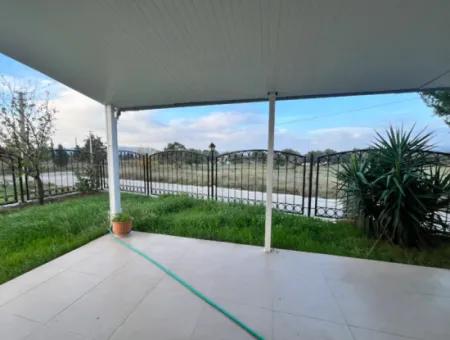 Centrally Located, Large Garden And Terrace Villa For Sale In Seferihisar Düzce Neighborhood