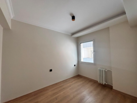 Flat For Sale Opposite Alsancak Dünyagöz Hospital Without Cost!