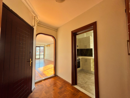 2 1 110M2 Well-Maintained Flat For Rent Near Alsancak Tevfik Fikret!