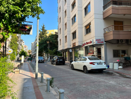 2 1 110M2 Well-Maintained Flat For Rent Near Alsancak Tevfik Fikret!