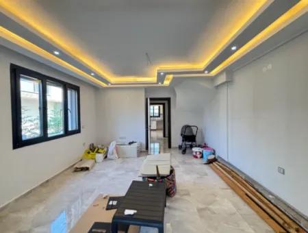 Private Villa For Sale In The Villas Area In The City Center Of Seferihisar