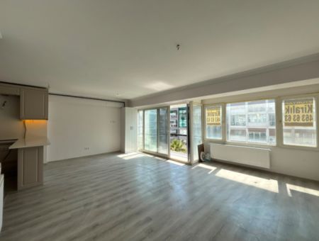 3 1 American Kitchen On Alsancak Cumhuriyet Boulevard Is Ready For Rent Both As An Office And As An Apartment, Where You Can Move Immediately.
