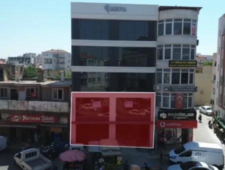500 M² Duplex Commercial Area In A Prestigious Location In Seferihisar Bazaar Center