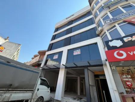 500 M² Duplex Commercial Area In A Prestigious Location In Seferihisar Bazaar Center